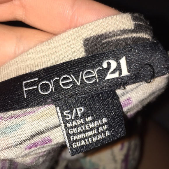Forever 21 tee - Picture 3 of 3